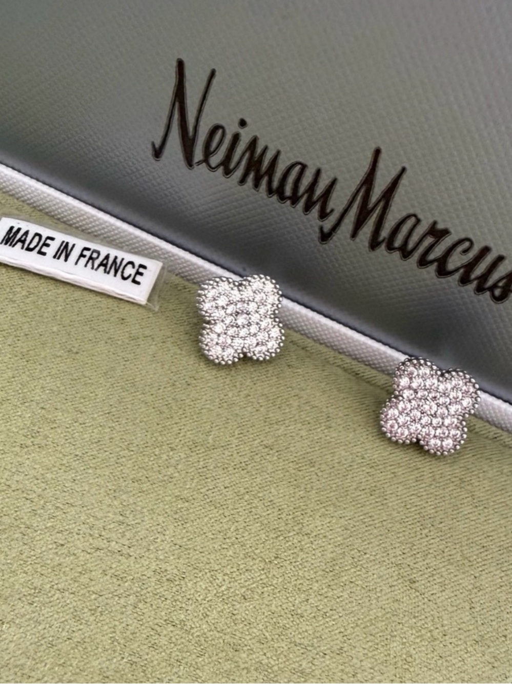 Neiman Marcus Vintage Clover Earrings 18k gold
